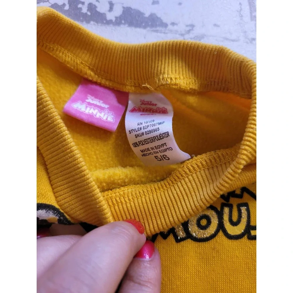 Disney Minnie Mouse Crew Neck Sweater Girls Size 5/6‎